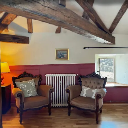 Le Demi-chateau Oda ve Kahvaltı